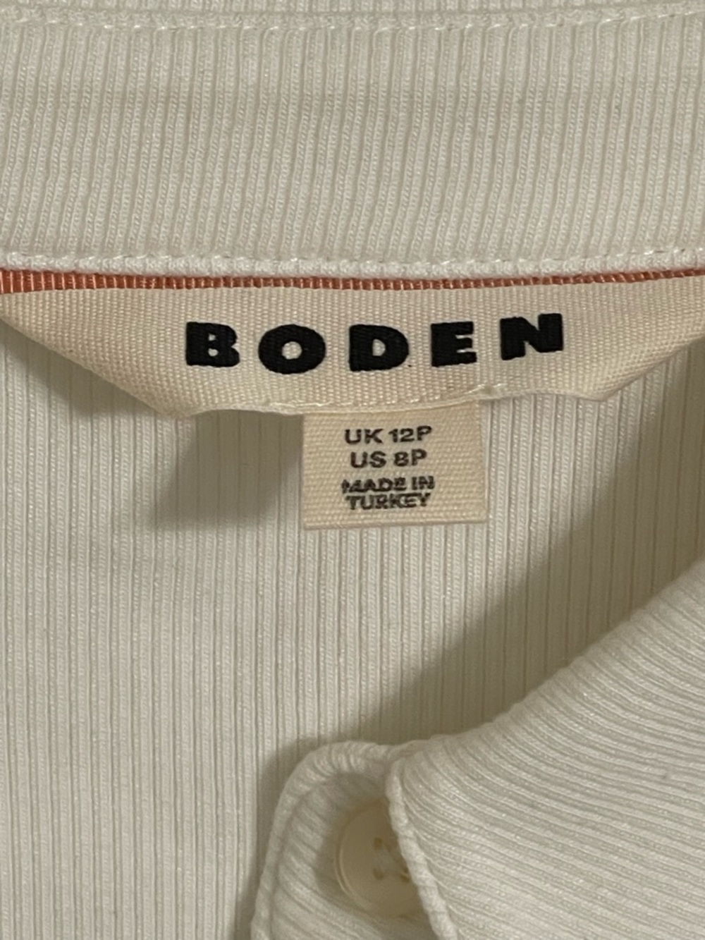 Boden Cream Ruched Button-Front Collared Top - Picture 2 of 2